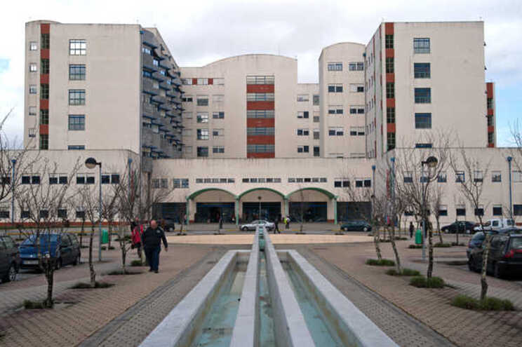 Com máquinas de TAC avariadas, Hospital de Viseu encaminha doentes para Coimbra