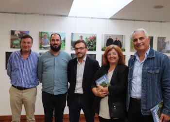 Vila Nova De Paiva : Exposição “Os Rostos da Burel” no Auditório Municipal Carlos Paredes